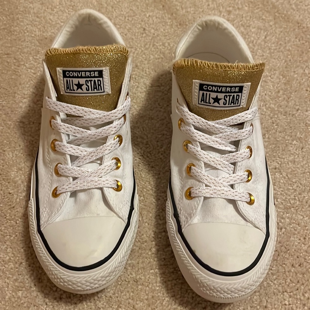Converse All Star White with Gold Glitter Low Tops, Women’s 9 - New Condition